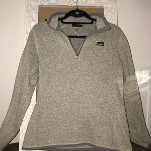 Patagonia size medium gray women’s better sweater!